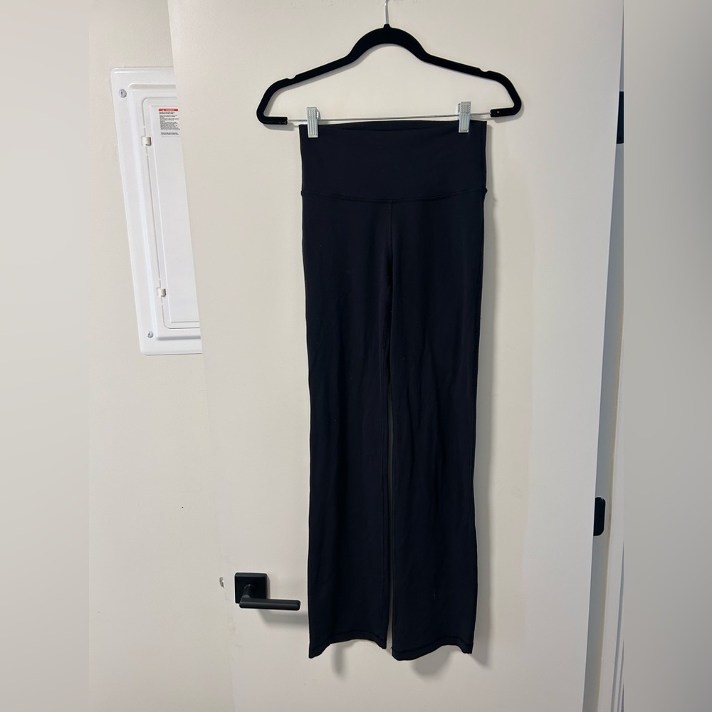 TNA Butter Bootcut legging size S